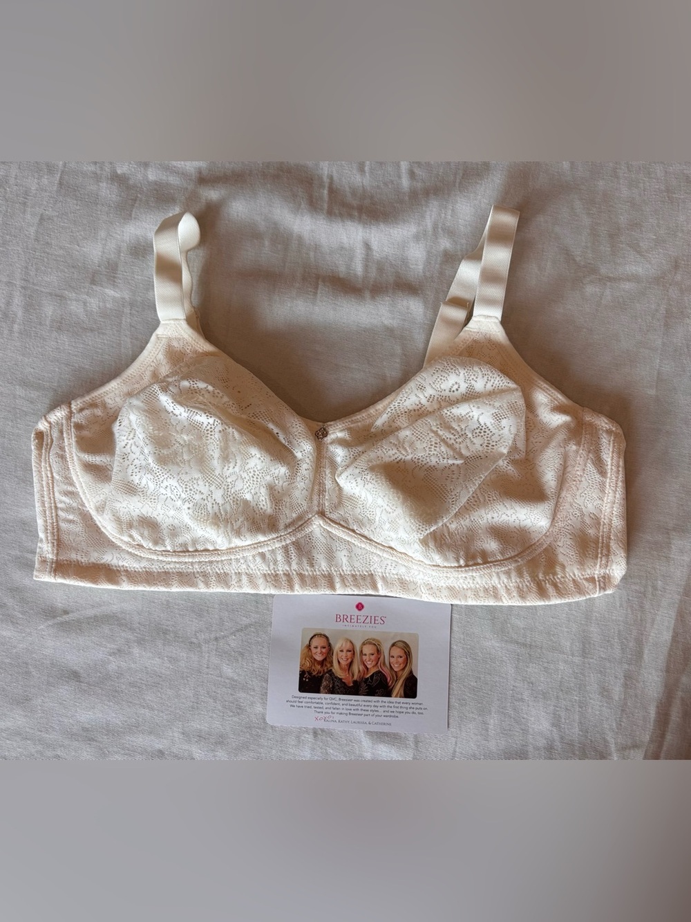 Breezies 40D Pearl Lace Underwire Full Coverage Support Bra NWT